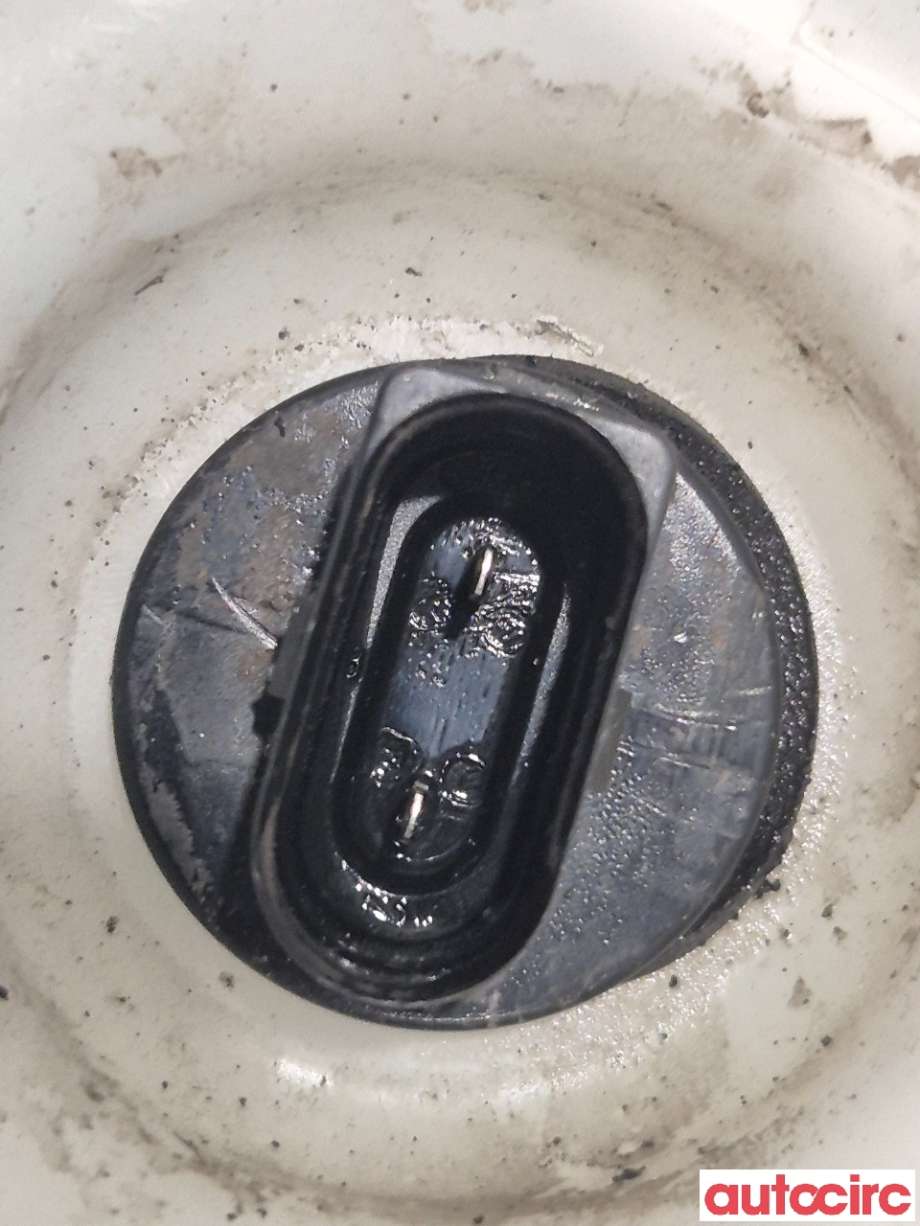 Spylertank til VW Scirocco 2008-2013  (VOLKSWAGEN|1K0955453S|)