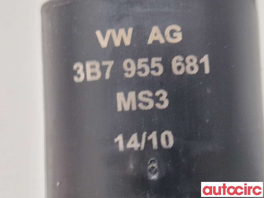 Spylerpumpe til VW Scirocco 2008-2013  (VOLKSWAGEN|3B7955681|)