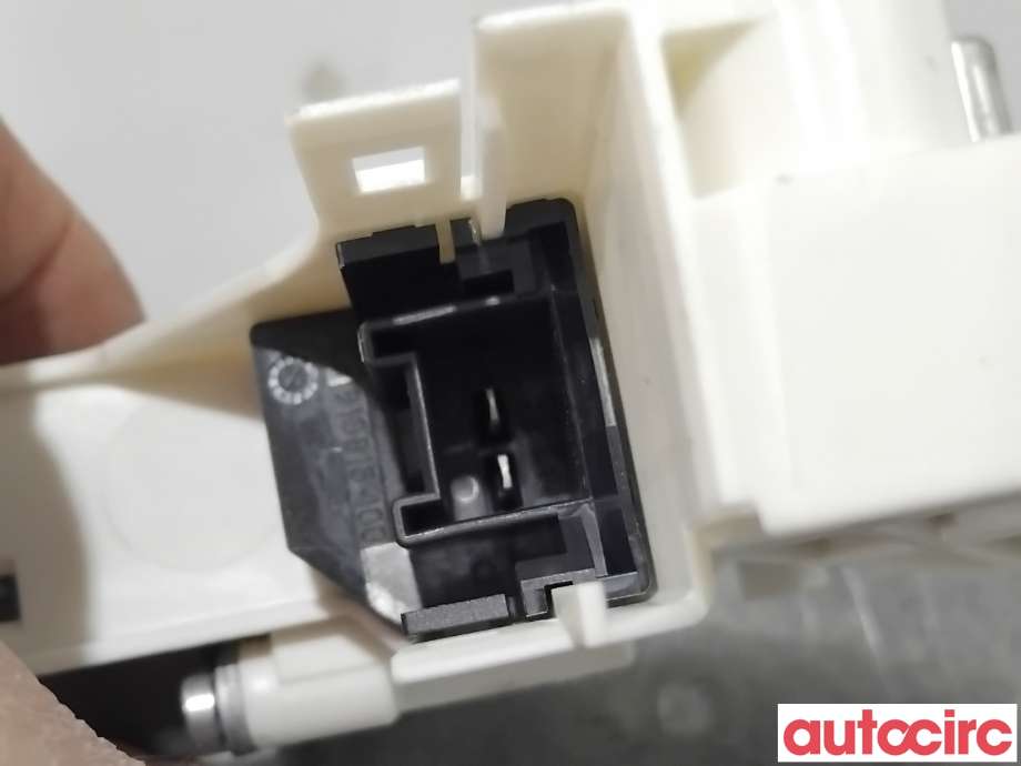 Ruteheis høyre bak til Audi A4 2007-2014 (Type IV) (B8) (B8) (AUDI|8K0959812A|1101-919813-201)