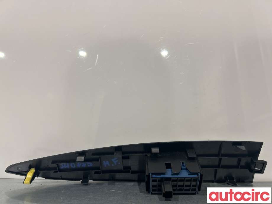 Bryter ruteheis til Toyota Avensis 2009-2015 (Type III, Fase 1)  (TOYOTA|8481005070)