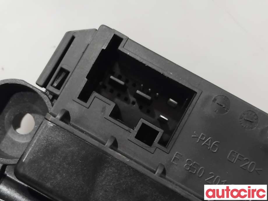 Ruteheis høyre foran til VW Polo 2009-2014 (Type V, Fase 1)  (VOLKSWAGEN|6R0959802DN|0130822530|6R0959802AD)
