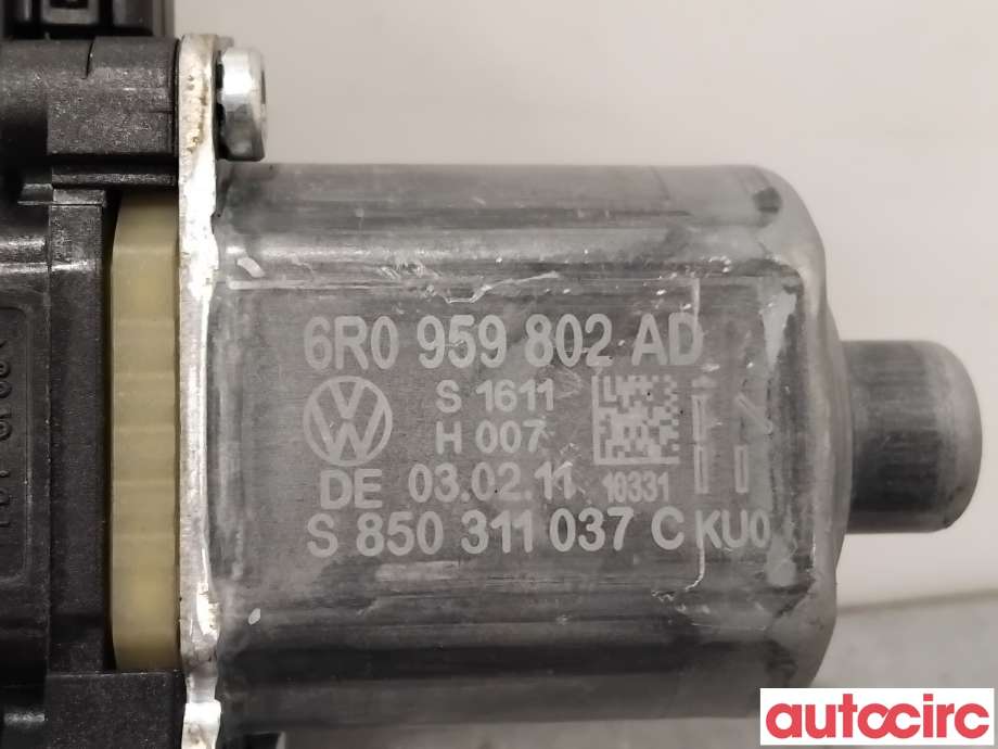 Ruteheis høyre foran til VW Polo 2009-2014 (Type V, Fase 1)  (VOLKSWAGEN|6R0959802DN|0130822530|6R0959802AD)