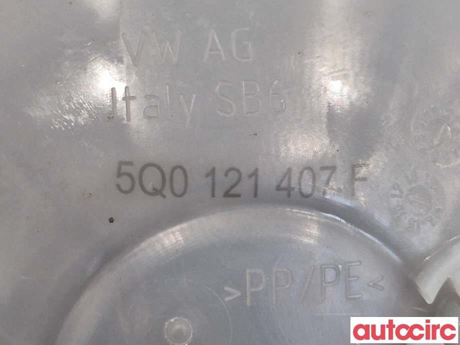 Ekspansjonstank til VW Golf Sportsvan 2014-2018  (VOLKSWAGEN|5Q0121407AA|)