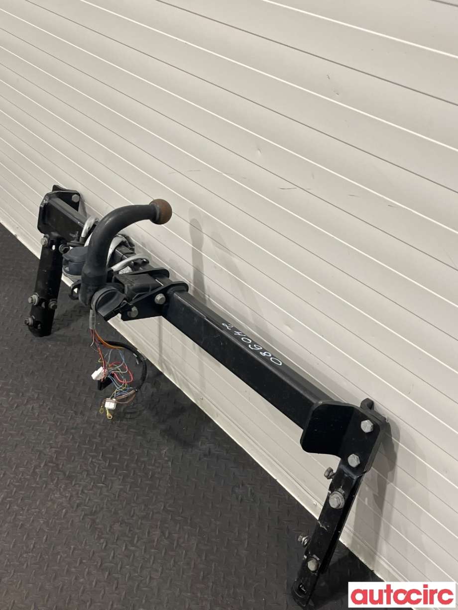 Hengerfeste til Nissan Qashqai 2014-2021 (Type II) (NISSAN|NO NR|KE500-HV040)