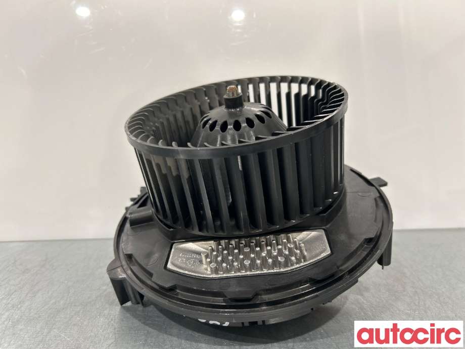 Varmeapparat motor til Škoda Octavia 2017-2020 (Type III, Fase 2) (SKODA|5WB819015A||5WB819015C)