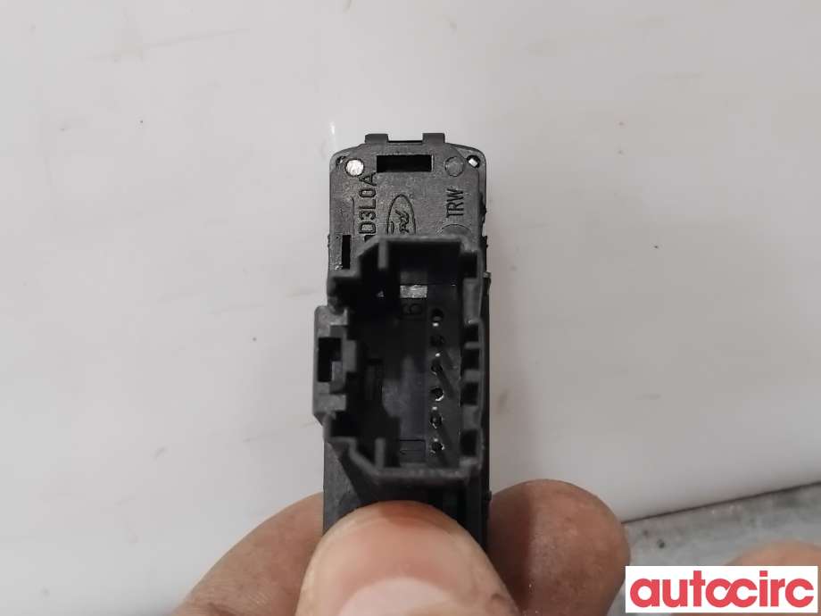 Bryter Antispinn til Ford Mondeo 2007-2010 (Type IV, Fase 1) (FORD|1556680||6M2T2C418AD)