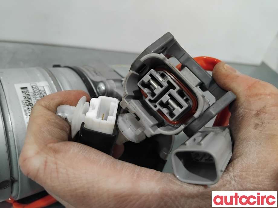 Servo pumpe elektrisk til Toyota Auris 2013-2015 (Type II, Fase 1)  (TOYOTA|8965012C70|JJ501-000114|89650-12C70)