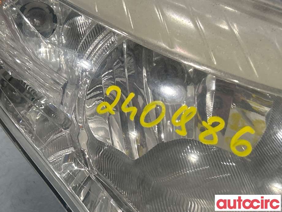 Frontlykt høyre halogen til Renault Megane 2009-2016 Type III  (RENAULT|260100850R)