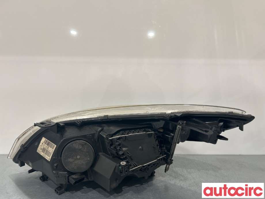 Frontlykt høyre halogen til Renault Megane 2009-2016 Type III  (RENAULT|260100850R)