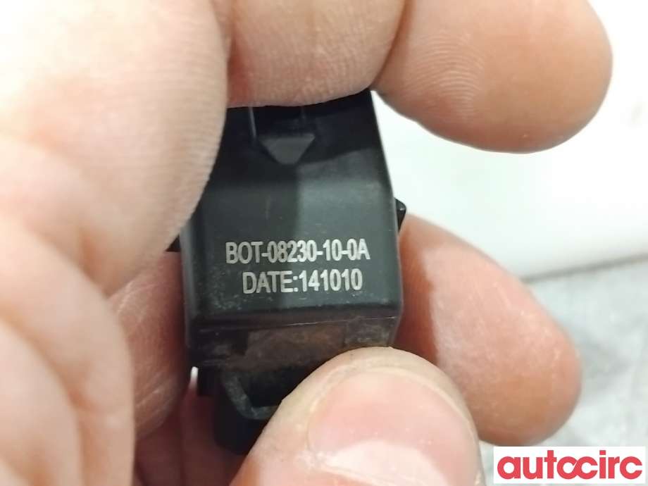 Parkeringssensor bak til Suzuki Vitara 2015-->> (Type IV)  (SUZUKI|37735-54P00|)