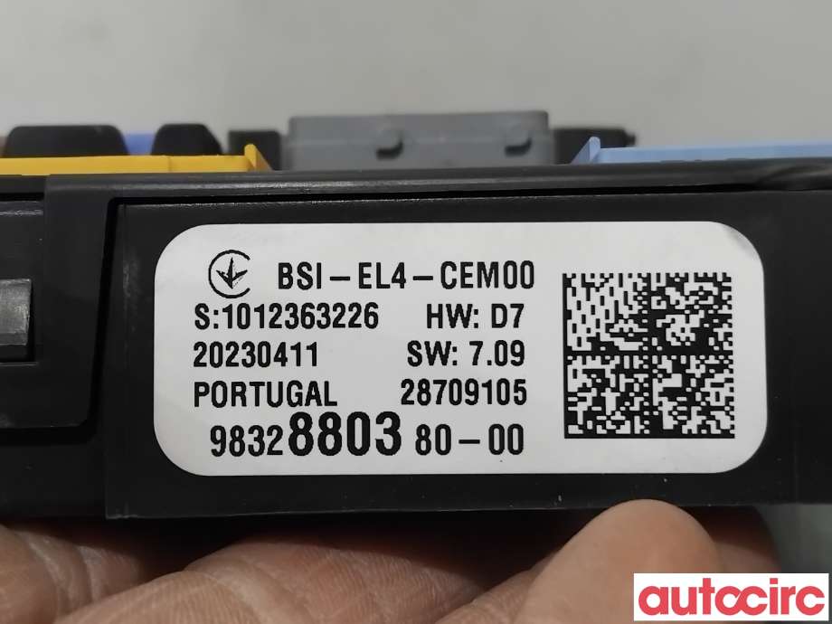 Sikringsboks til Citroën Berlingo 2019-->> (Type III)  (CITROEN|1681050580||9832880380)