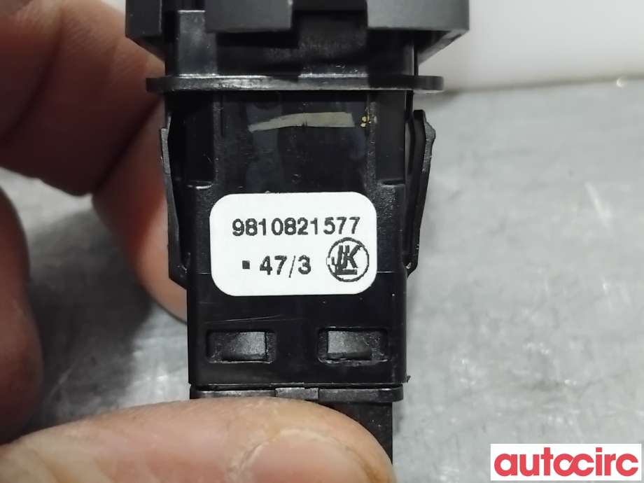 Bryter diverse til Citroën Berlingo 2019-->> (Type III) (CITROEN|98108215ZD||9810821577)