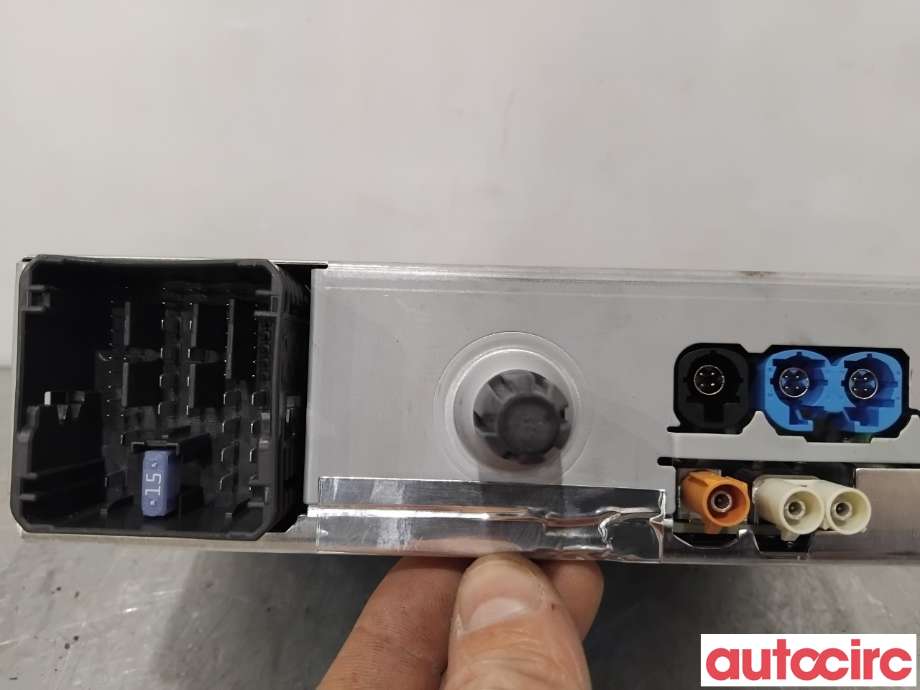 Bilstereo til Citroën Berlingo 2019-->> (Type III)  (CITROEN|1687876080|9851901880)