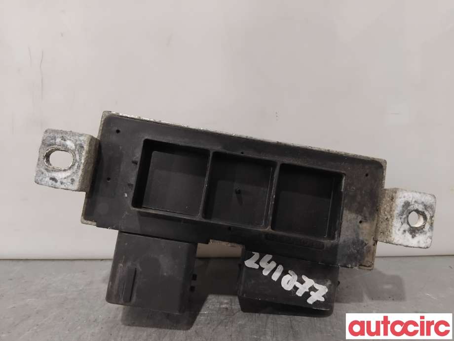 Rele diverse til Renault Scenic 2009-2016 (Type III)  (RENAULT|8200558438|RCS8-12|271202380R)