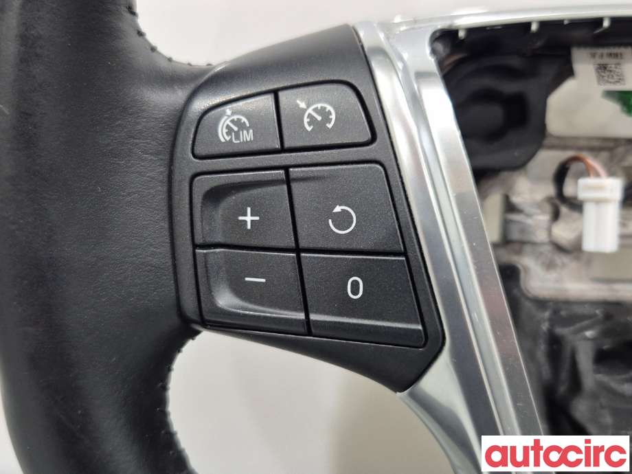 Ratt til Volvo V40 2012-2019  (VOLVO|31390323|)