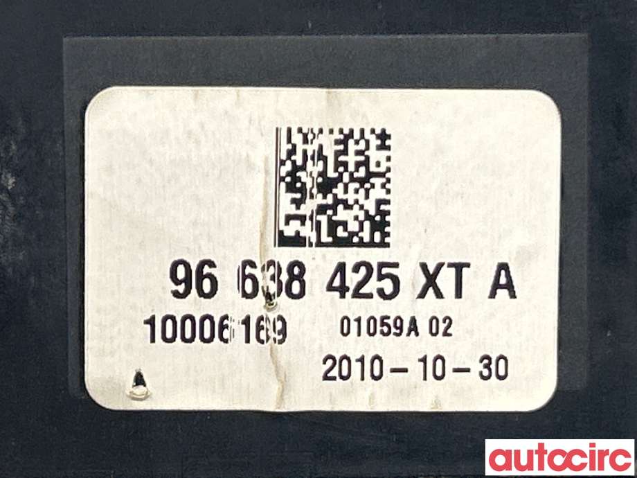 Bryter nødblink til Peugeot 3008 2009-2016 (Type I)  (PEUGEOT|6490W7)