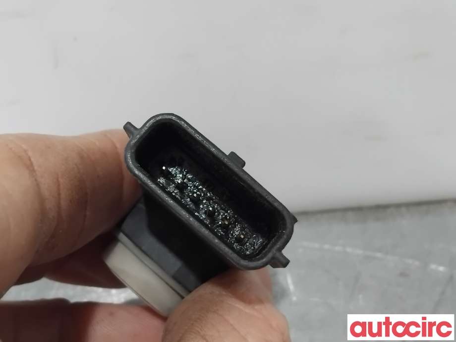 Parkeringssensor foran til Hyundai i40 2012-2017 (HYUNDAI|957203Z000NCW||95720-3Z000)