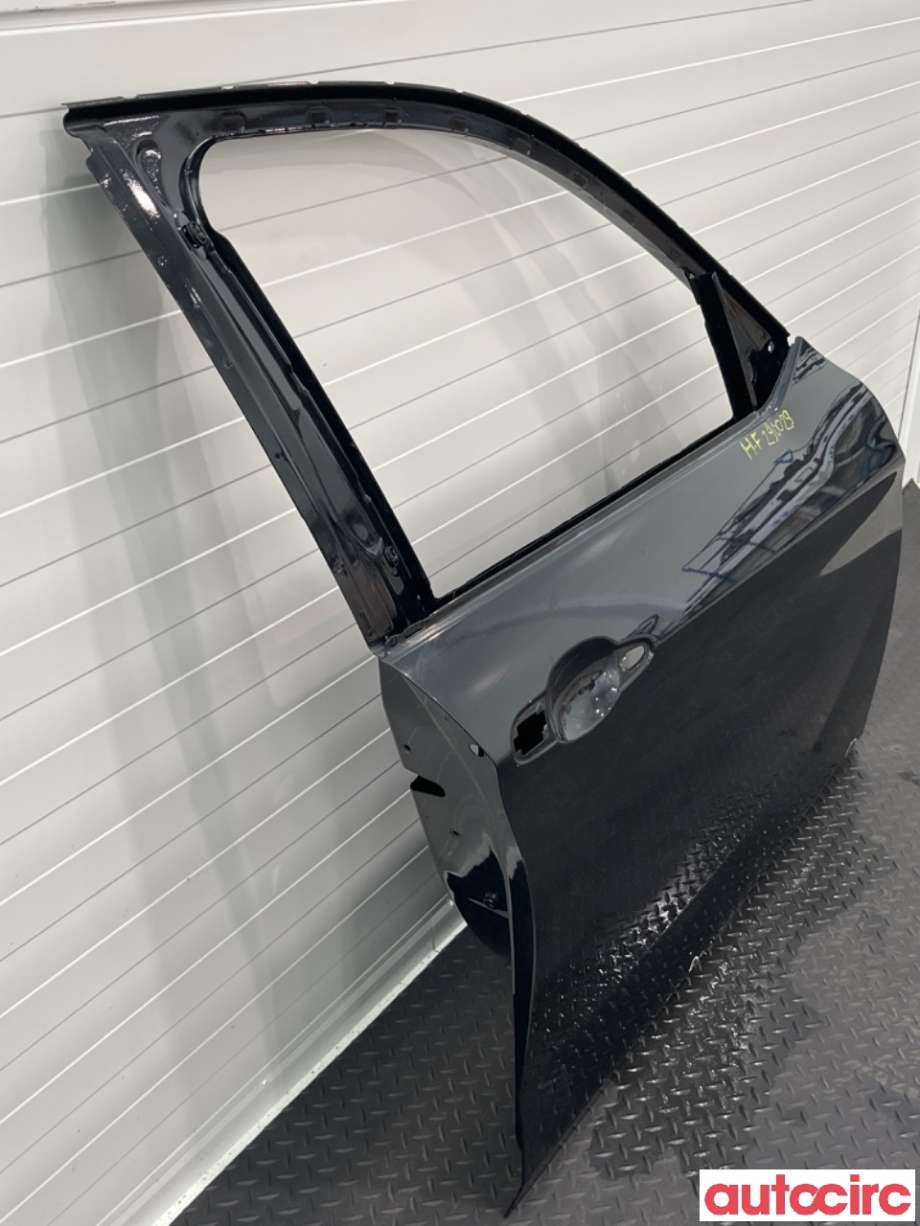 Dør høyre foran til BMW X1 2009-2015 (E84) (E84) (BMW|41517339358|)