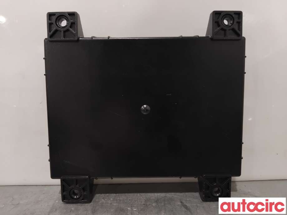 Styreenhet diverse til Tesla Model S 2013-2016 (Fase 1)  (TESLA|1010907-00-G||1010907-00-D)