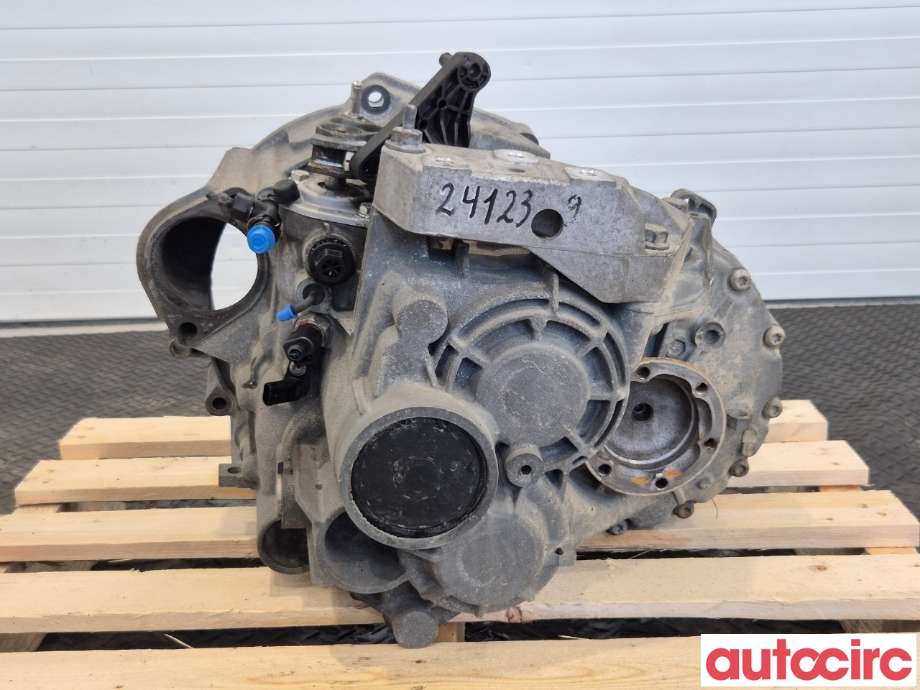 Girkasse manuell 6-trinn til VW Passat 2011-2015 (B7) (B7) (VOLKSWAGEN|02Q300013P|NFV)