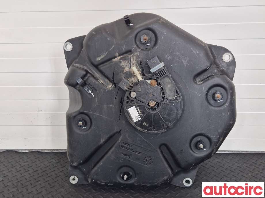 AdBlue tank til Mercedes E-Klasse 2013-2016 (Fase 2) (W212) (W212) (MERCEDES|A2124700200|A2124704802)