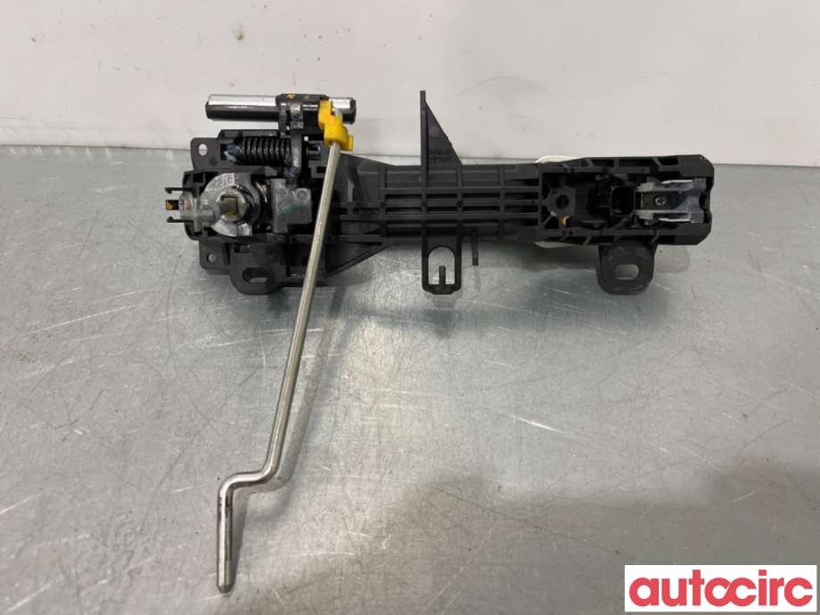 Dørhåndtak utv venstre foran til Toyota Yaris 2012-2014 (Type III, Fase 1)  (TOYOTA|692100D170A3||6920202160)