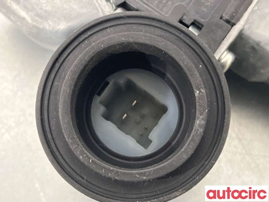 Ruteheis venstre foran til Toyota Yaris 2012-2014 (Type III, Fase 1)  (TOYOTA|698200D310|062020-2153|85720-0D210)