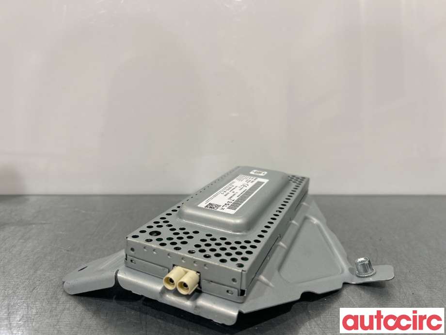 Antenne forsterker til Tesla Model Y 2021-2024 (Type I)  (TESLA|1527973-00)