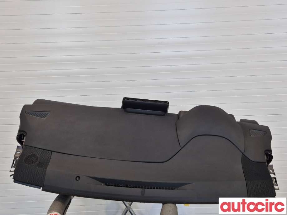 Dashbord til Toyota Corolla 2019-->> (TOYOTA|5540002901C0|)