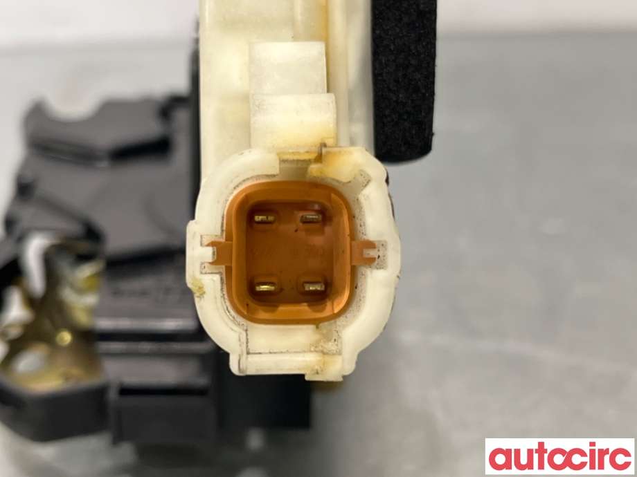 Låsekasse høyre foran til Nissan 350 Z 2002-2009  (NISSAN|80502AR201||80552AL510)