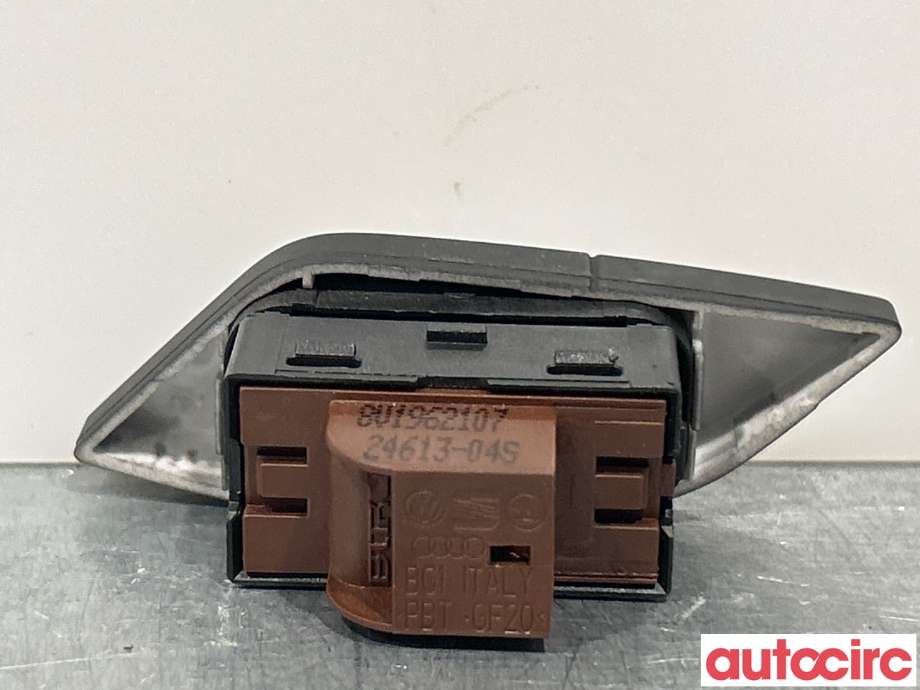 Diverse deler til Audi A3 2012-2016 (Type III, Fase 1)  (AUDI|8V1962107)