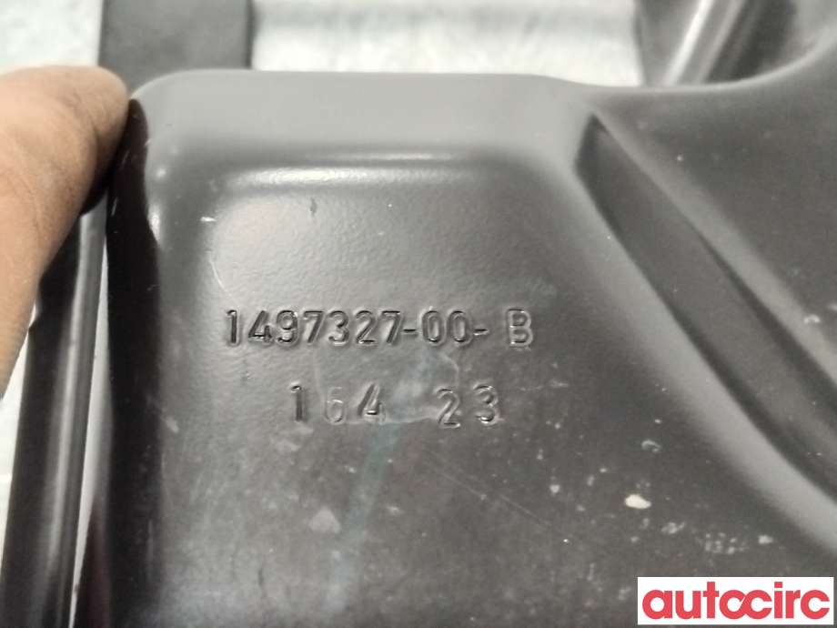 Diverse deler til Tesla Model Y 2021-2024 (Type I)  (TESLA|1497327-00-B|)