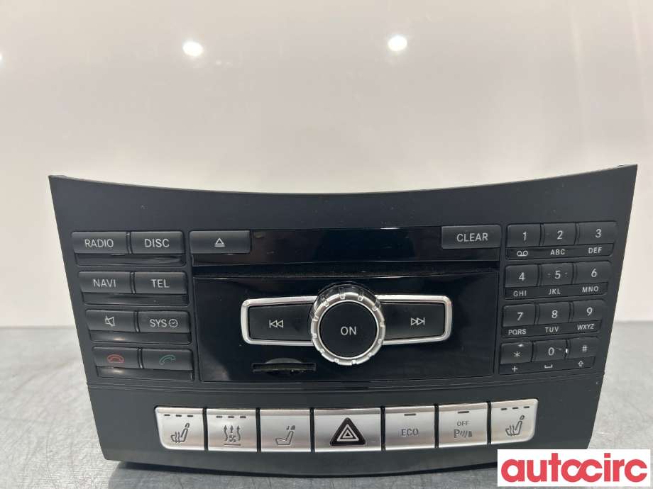 Bilstereo navigasjon til Mercedes E-Klasse 2013-2016 (Fase 2) (W212) (W212) (MERCEDES|A2129005327|NR-212-1E|A2129004829)