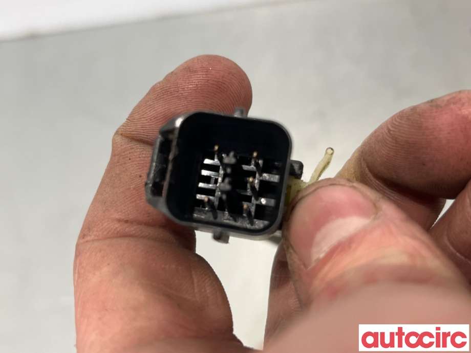 Låsekasse venstre foran til Hyundai Getz 2002-2009  (HYUNDAI|813101C021|)
