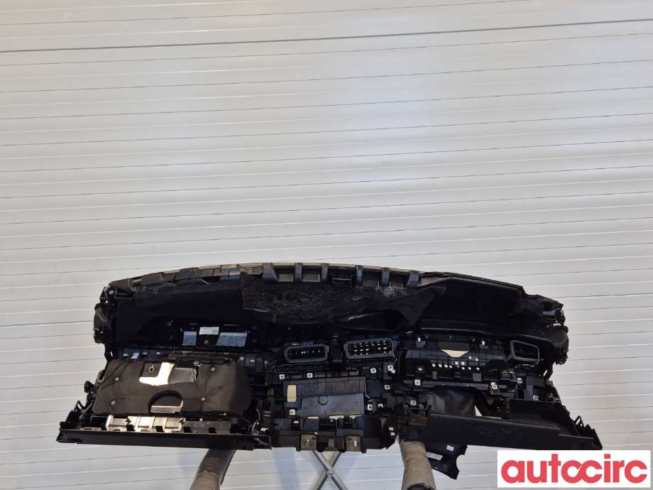 Dashbord til Audi e-tron 2018-->>  (AUDI|4KL857001C|)