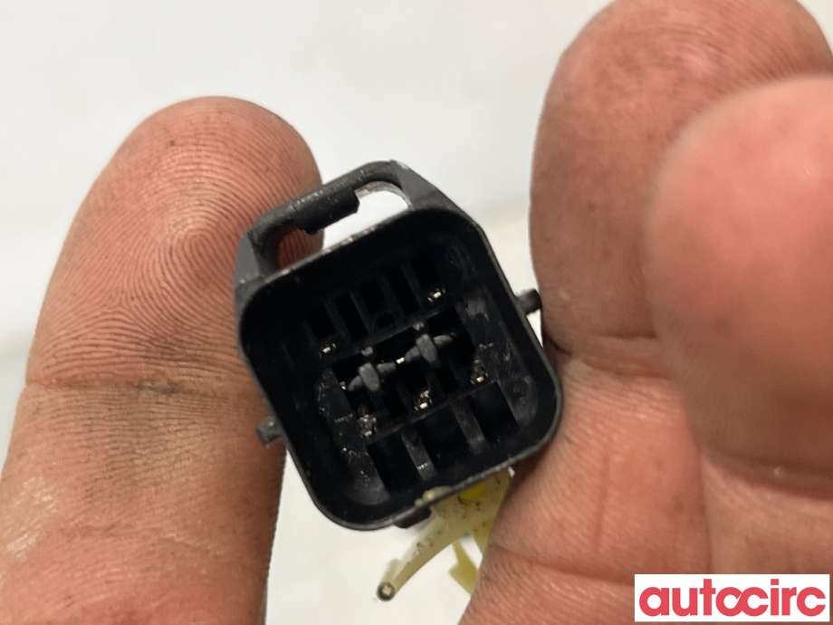 Låsekasse høyre foran til Hyundai Getz 2002-2009  (HYUNDAI|813201C021|)