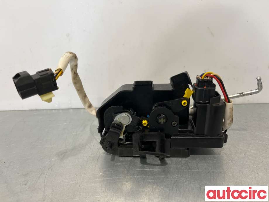 Låsekasse høyre bak til Hyundai Getz 2002-2009  (HYUNDAI|814201C020|)