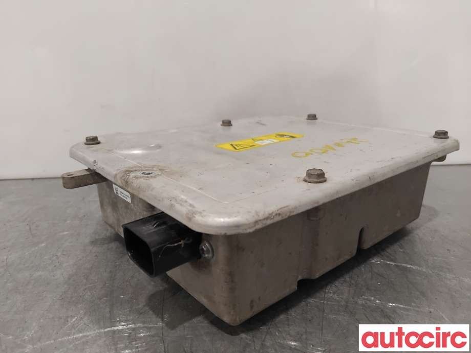 Diverse deler til Tesla Model S 2013-2016 (Fase 1)  (TESLA|1028843-01-A|)