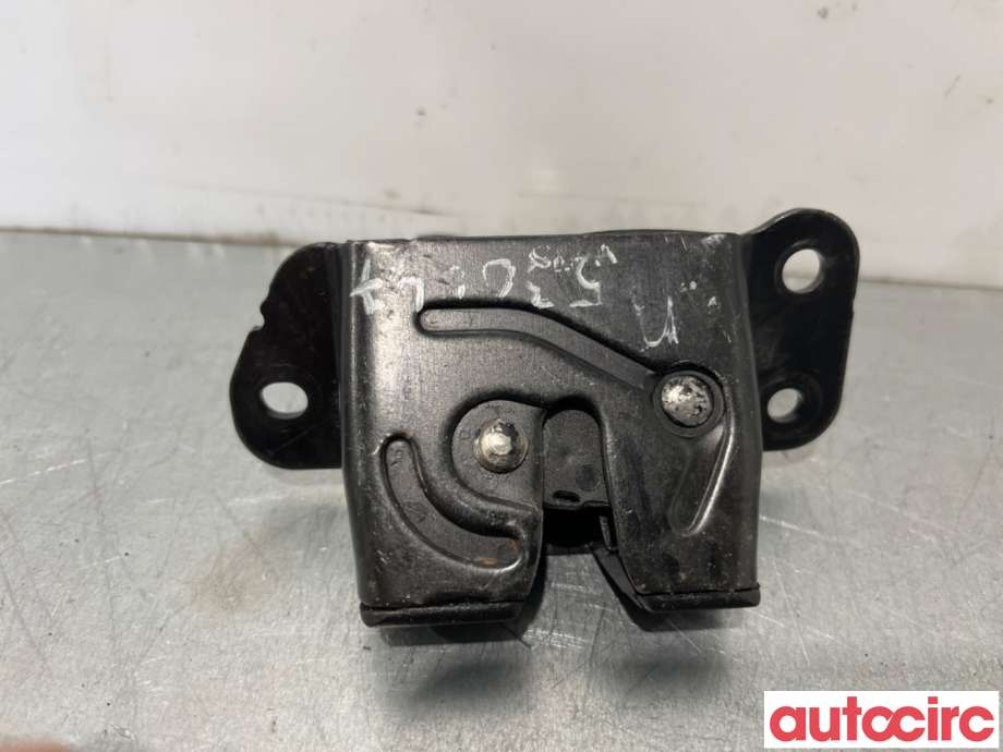 Baklukelås til Hyundai Getz 2002-2009  (HYUNDAI|812301C031|)
