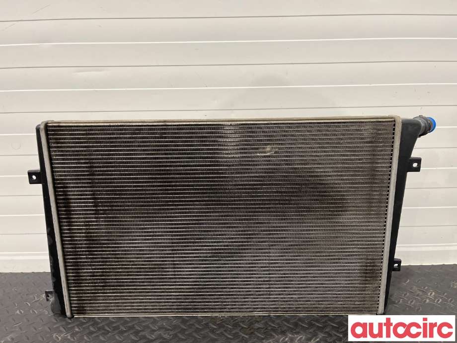Radiator (manuell gir) til VW Caddy 2004-2010 (Type III, Fase 1)  (VOLKSWAGEN|1K0121251AK|3C0121253S)