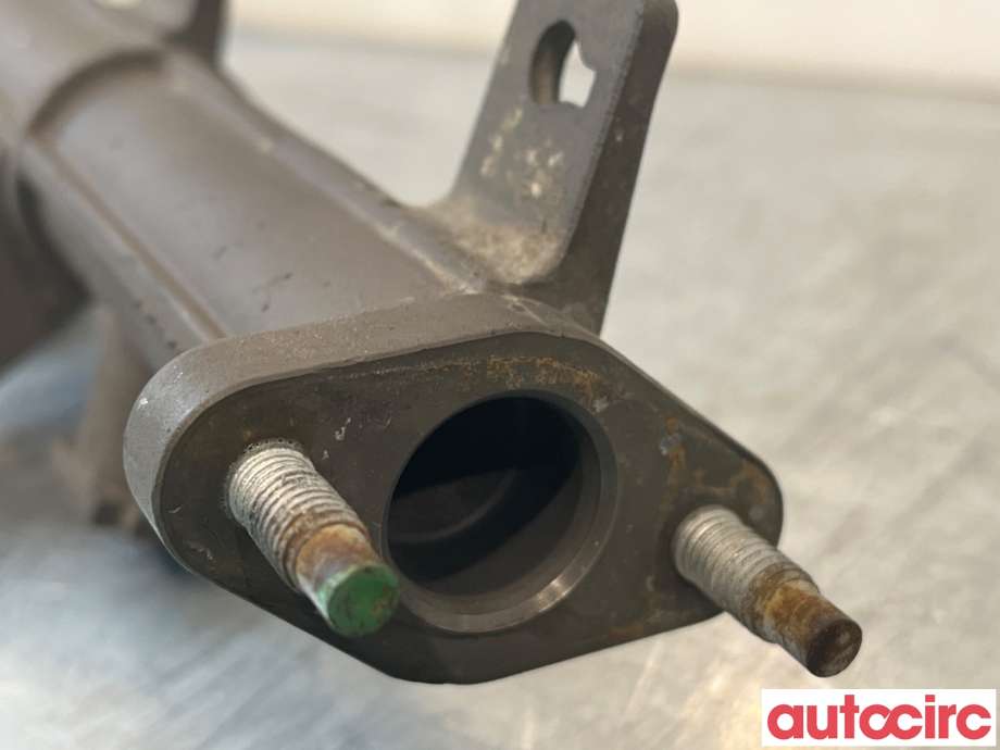 Dyseskinne (fuelrail) til Hyundai Getz 2002-2009  (HYUNDAI|3530426610|)