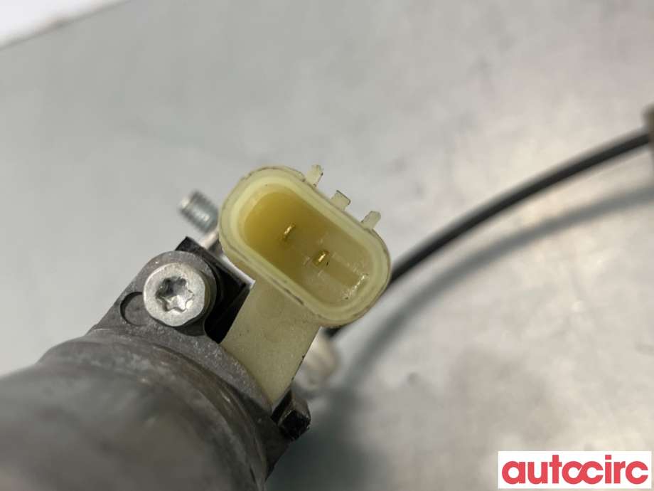 Ruteheis venstre foran til Hyundai Getz 2002-2009 (HYUNDAI|988101C100||82401-0B010)