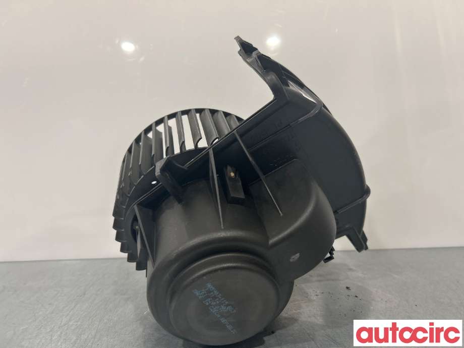 Varmeapparat motor til VW Transporter / Caravelle 2009-2015 (Fase 2) (T5) (T5) (VOLKSWAGEN|7E1820021)