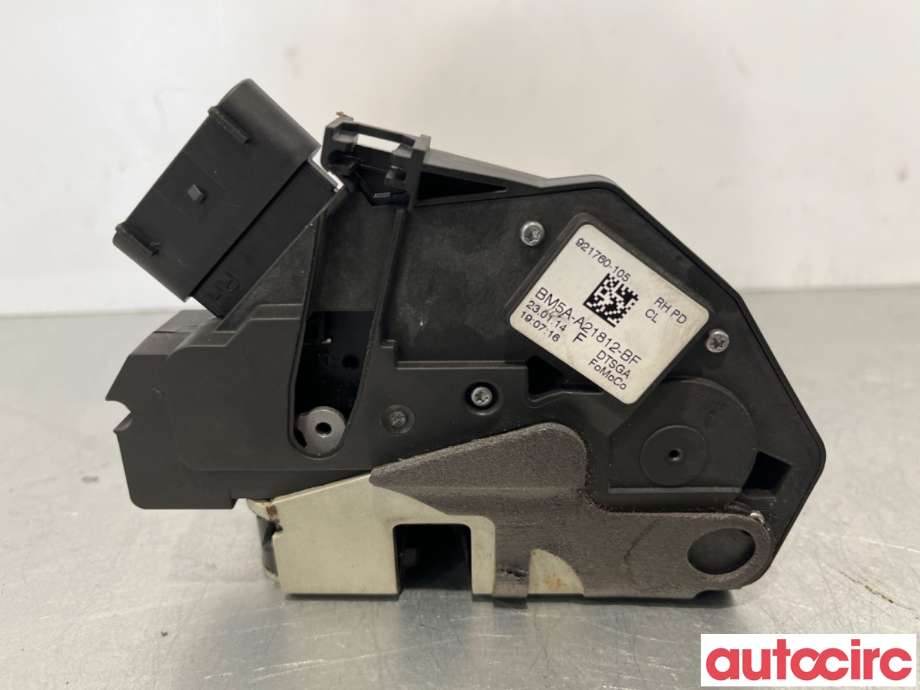 Låsekasse høyre foran til Ford Focus 2011-2014 (Type III, Fase 1)  (FORD|2066073|921760-105|BM5A-A21812-BF)