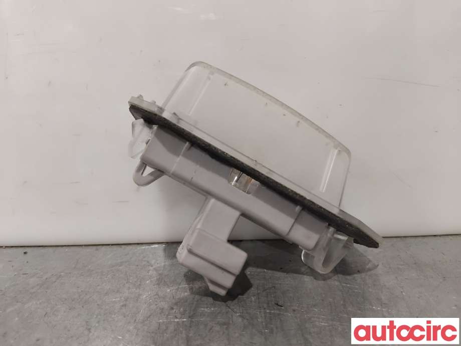 Skiltlys til Mitsubishi Outlander 2012-2015 (Type III, Fase 1)  (MITSUBISHI|8341A009|)