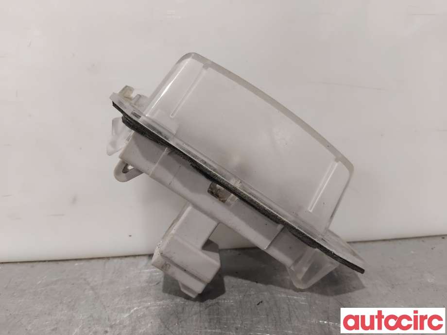 Skiltlys til Mitsubishi Outlander 2012-2015 (Type III, Fase 1)  (MITSUBISHI|8341A009|)