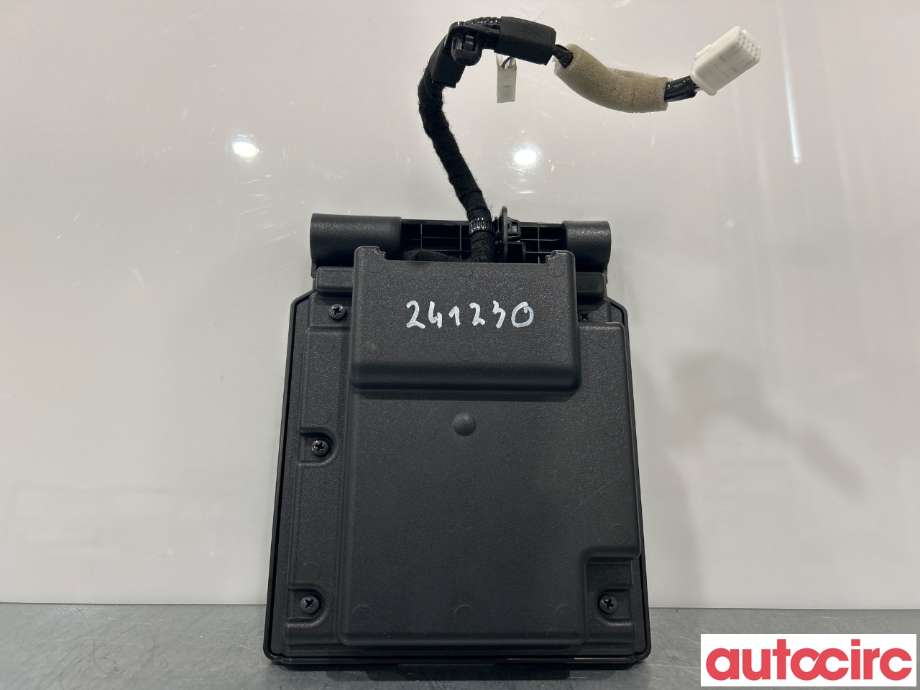 Diverse deler til Lexus NX 2014-2021 (Type I) (AZ10) (AZ10) (LEXUS|861C078010)