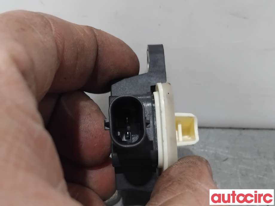 Airbag sensor venstre til Audi A6 2011-2014 (Type IV, Fase 1) (C7) (C7) (AUDI|4H0955557||4H0955557A)