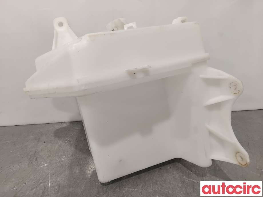 Spylertank til Toyota Avensis 2009-2015 (Type III, Fase 1) (TOYOTA|8531505140||8531005141)