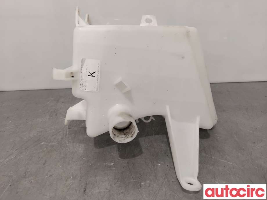 Spylertank til Toyota Avensis 2009-2015 (Type III, Fase 1) (TOYOTA|8531505140||8531005141)